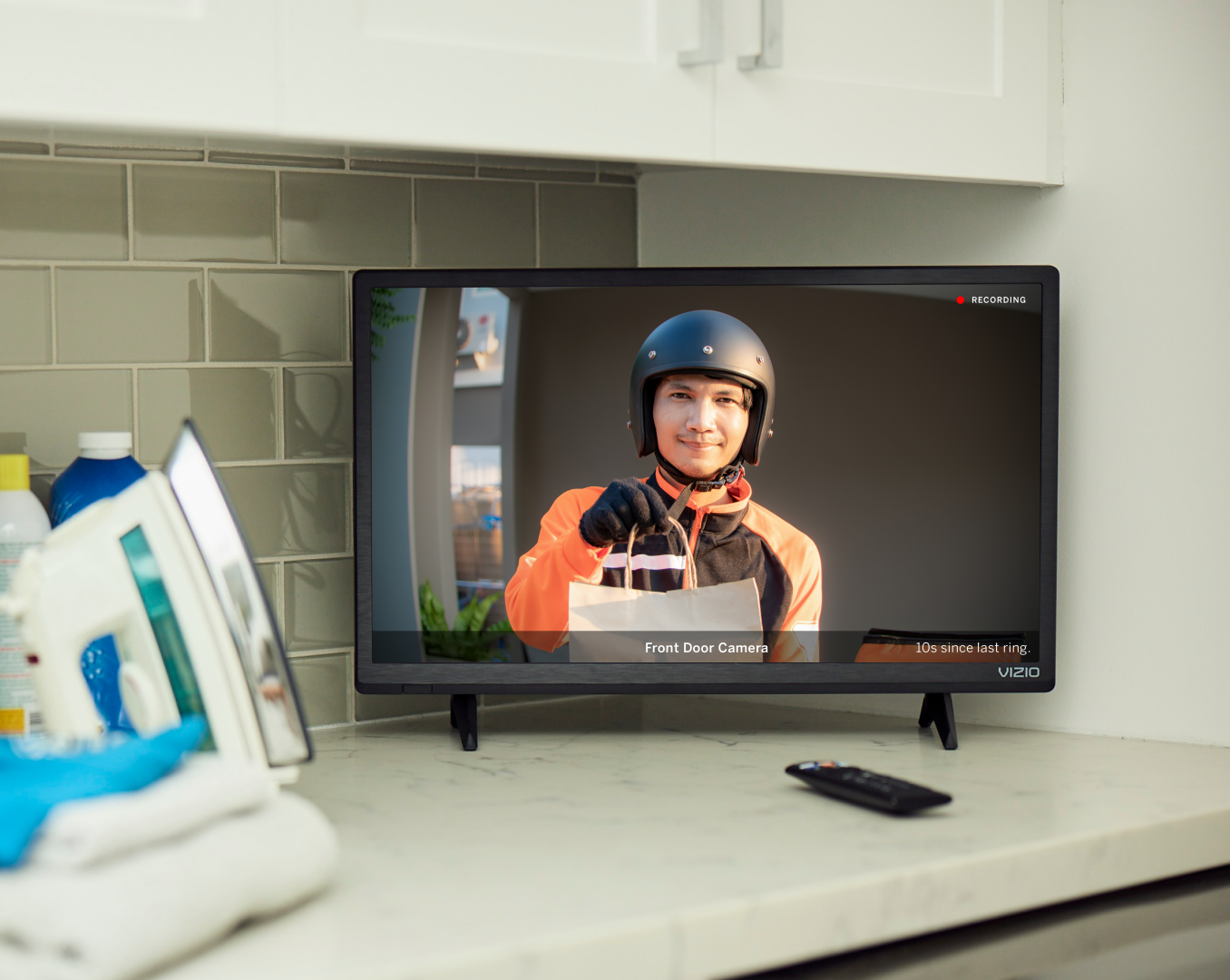VIZIO D-Series™ 40” Class (39.5 Diag.) Smart TV